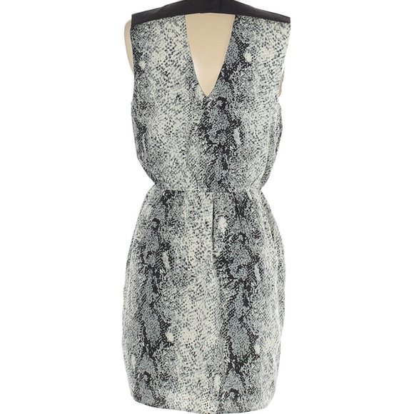 W118 by WALTER BAKER Print Dress - Picture 2 of 2